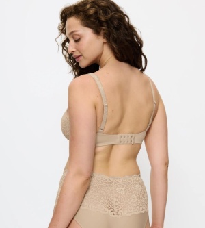 Sutien cu armătură și cupe buretate, din dantelă florală iconică, Triumph Amourette WHP Bej - Img 2