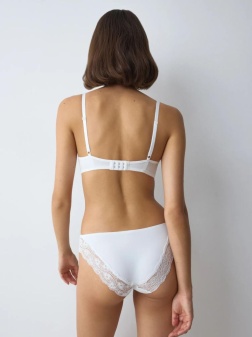 Sutien cu cupe buretate respirabile, Triumph Soft Sensation P Alb - Img 2