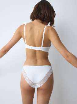 Chiloți clasici din microfibră, Triumph Lovely Micro Tai Alb - Img 2