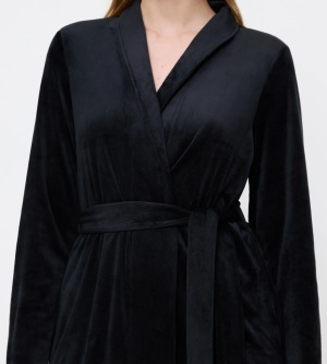 Halat scurt, Triumph Sensual Velour Robe Top 01 Negru - Img 3
