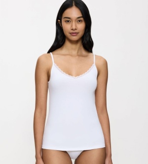 Maieu invizibil din bumbac, cu bretele subțiri, Triumph Feel Of Cotton Spaghetti Top
