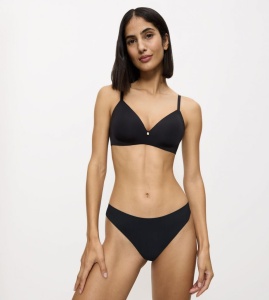 Chilot tanga din dantelă delicată, Triumph Pretty Micro String - Img 3