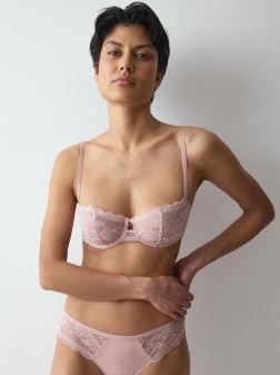 Sutien balconette cu armătură, Triumph Comfort Allure WH Roz