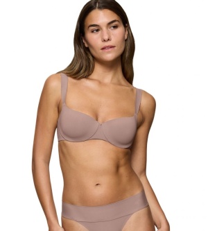 Sutien cu armătură inovatoare, Triumph Body Make-Up Illusion Balconette Maro - Img 9