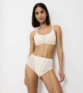 Sutien modelator cu burete, Triumph Shape Smart Ellipse P - Img 4