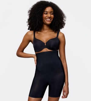 Chilot modelator înalt, Triumph BMU Illusion Curve Super HW Mid-Thigh Negru