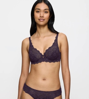 Sutien cu armătură și dantelă, Triumph Amourette W Mov