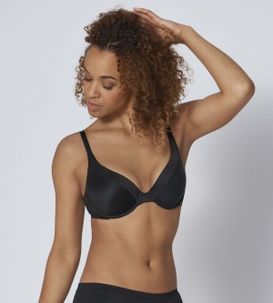 Sutien cu burete, Triumph Body Make-up Soft Touch WHP