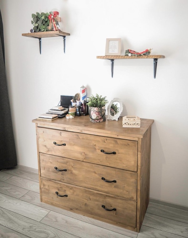 Comoda Chania, 3 sertare mari, lemn masiv pin, 100 x 45 x 100 cm