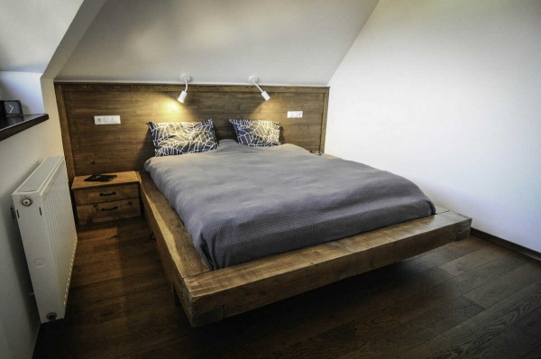 Pat lemn masiv pin model Caledon, grinzi solide rustice, 140 cm, 160 cm, 180 cm, 200 x 200 cm
