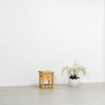 Scaun / Taburet Rustic Ursul Carpatin cu lada, lemn masiv sculptat, 35 x 35 x 45 cm - Img 4