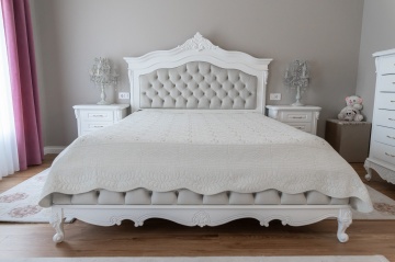 Pat dormitor Josephine Classic Stil lemn masiv vopsit alb, 180 x 200 cm - Img 4