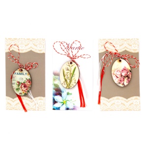 Martisor lemn pictat oval, set 10 buc