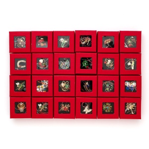 Brose in cutie cadou 50x50mm,set 10 buc