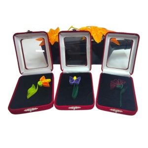 Martisor Quilling in cutie catifea - Img 3