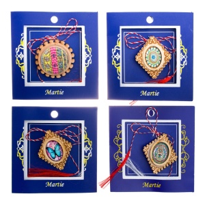Brosa lemn pe carton albastru, set 10 buc