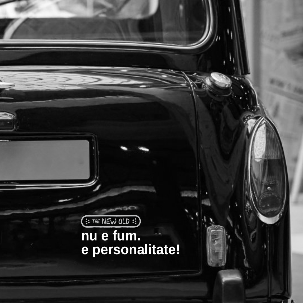 „nu e fum. e personalitate!” / bumper sticker auto (Culoare: Alb) - 1 | YEO