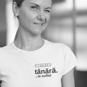 "tânără …la suflet" / tricou alb