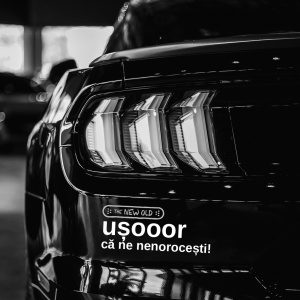 „ușooor că ne nenorocești!” / bumper sticker auto - Img 2