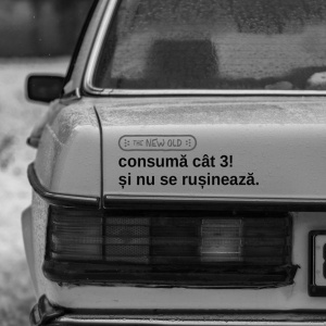 „consumă cât 3! și nu se rușinează.” / bumper sticker auto - Img 2