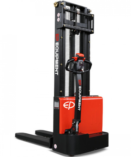 EST122 - 3300, TRANSPALET ELECTRIC CU CATARG MARCA "EP", INALTIME DE RIDICARE 3.300 MM, SARCINA MAX 1.200 KG