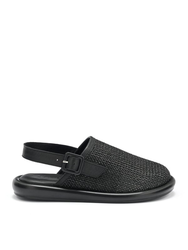 WOMEN'S SANDALS MADE OF GENUINE LEATHER WITH MESH AND FLAT PLATFORM IN BLACK COLOR