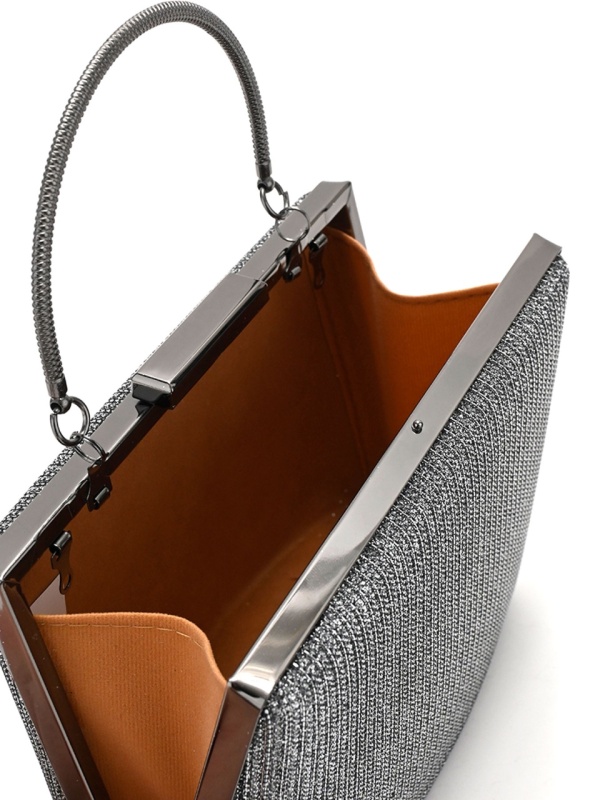 ОФИЦИАЛНА МАЛКА ДАМСКА ЧАНТА ОТ ТЕКСТИЛ С БЛЕСТЯЩ РЕЛЕФ В СИВО