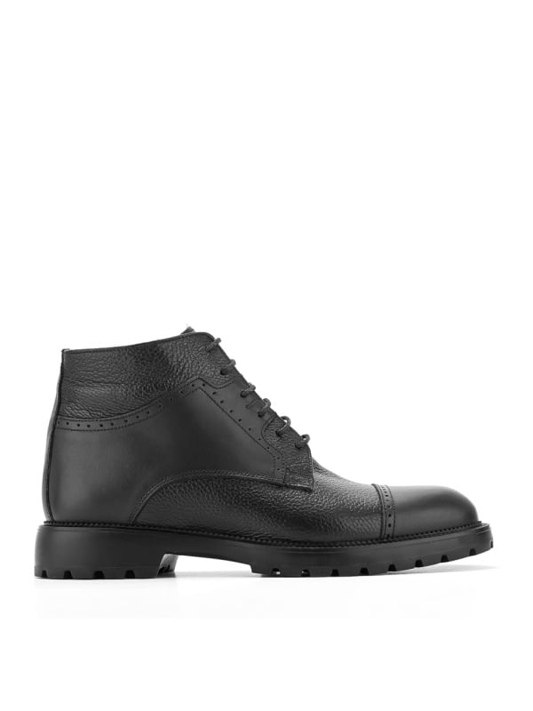 MEN'S BOOTS MADE OF GENUINE LEATHER IN BLACK WITH LACE-UPS
