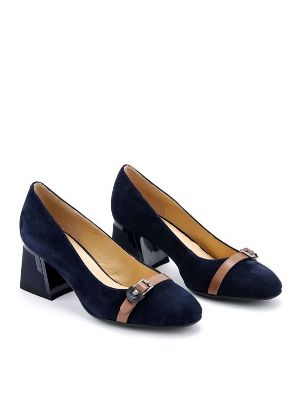 ДАМСКИ ОБУВКИ С ДЕБЕЛ ТОК ОТ ЕСТЕСТВЕН ВЕЛУР С ДЕКОРАТИВНА КАИШКА
