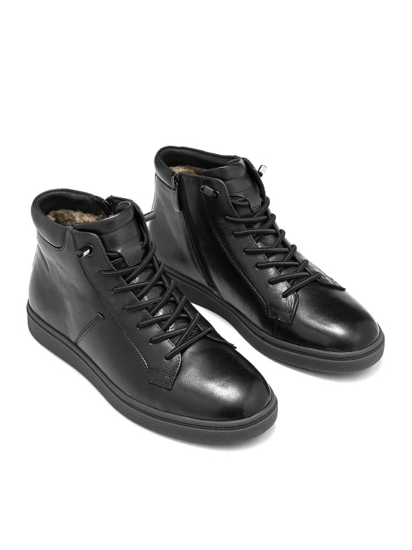MEN'S BOOTS MADE OF GENUINE LEATHER WITH NATURAL WADDING AND SIDE