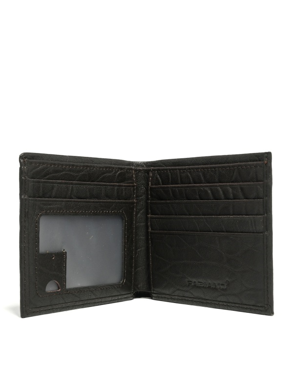 МЪЖКИ СТИЛЕН ПОРТФЕЙЛ ОТ ЕСТЕСТВЕНА КОЖА С РЕЛЕФНА ТЕКСТУРА В КАФЯВ ЦВЯТ