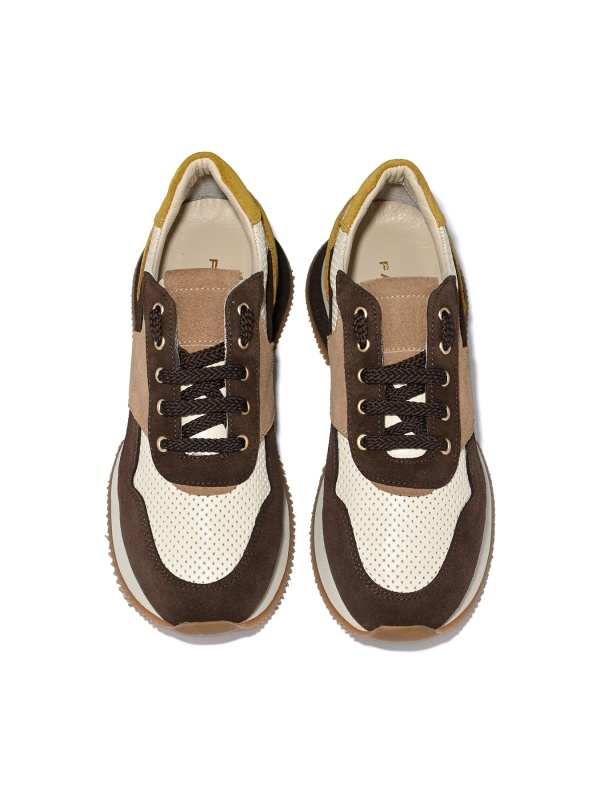 ДАМСКИ СПОРТНИ ОБУВКИ ОТ ЕСТЕСТВЕНА КОЖА И ВЕЛУР В КАФЯВО И ГОРЧИЦА С ПЕРФОРИРАНИ ДЕТАЙЛИ И ОЛЕКОТЕНО ХОДИЛО