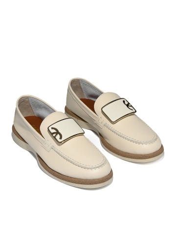 WOMEN'S LOAFERS MADE OF GENUINE LEATHER IN IVORY COLOR WITH DECORATIVE BUCKLE