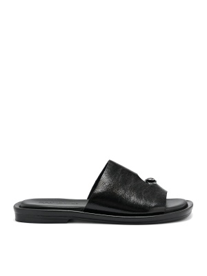 WOMEN'S SLIPPERS MADE OF GENUINE LEATHER WITH LACQUERED COATING IN BLACK WITH A PUMP