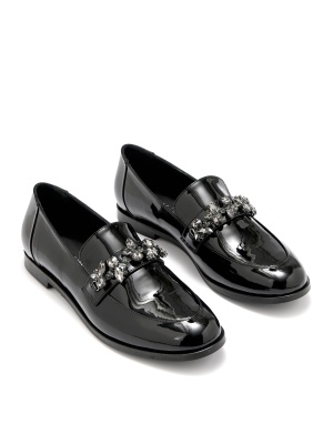 WOMEN'S LOAFERS MADE OF GENUINE LEATHER WITH LACQUERED COATING AND SHINY DECORATION WITH STONES