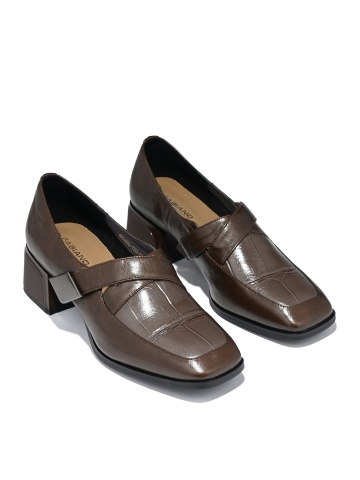 WOMEN'S SHOES MADE OF GENUINE LEATHER IN BROWN WITH CROCODILE PATTERN AND MID HEEL