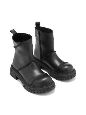WOMEN'S BOOTS MADE OF GENUINE LEATHER WITH DECORATIVE STITCHES AND EMBOSSED SOLE