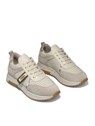 WOMEN'S SHOES MADE OF GENUINE LEATHER AND SUEDE WITH PERFORATION IN BEIGE COLOR