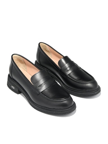 ELEGANT WOMEN'S LOAFERS IN BLACK MADE OF GENUINE LEATHER