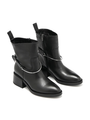 WOMEN'S BOOTS MADE OF GENUINE LEATHER IN BLACK WITH METAL DECORATION