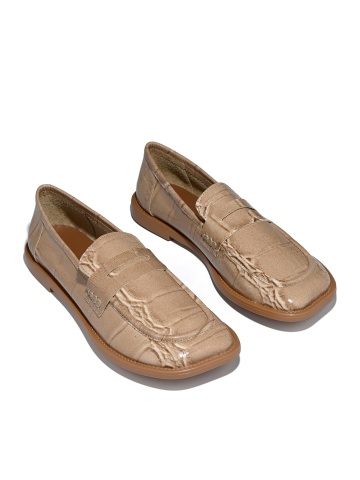 WOMEN'S GENUINE LEATHER MOCCASINS WITH PATENT COATING IN BEIGE WITH CROCODILE PATTERN