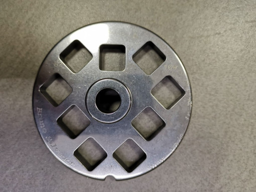 Rešetka INOX za mašinu za mlevenje mesa 22/10x10 sa kockama