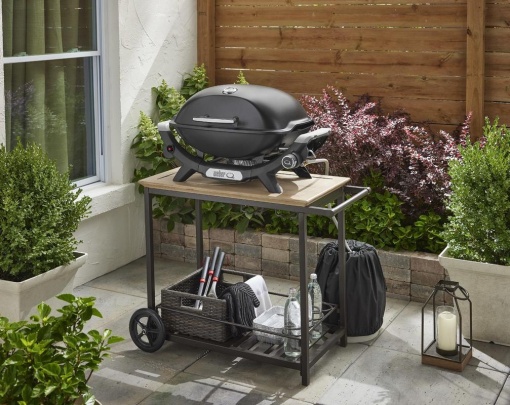 Plinski roštilj Q2100N Premium Weber za dvorište