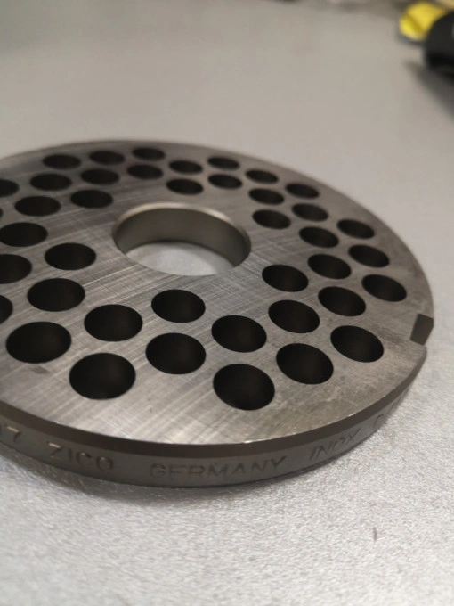 Rešetka Inox za profesionalne mašine za mlevenje mesa E130/7.8 mm