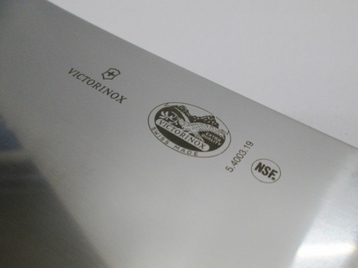 victorinox kineski nož