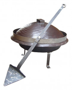 Bosanska kovana peka 60 cm sa jačom tepsijom.