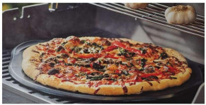 pizza na kamen ploči weber