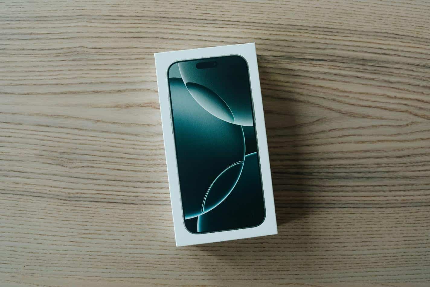 iPhone 16 Pro Max vs iPhone 15 Pro Max: o analiză a inovațiilor și îmbunătățirilor tehnologice