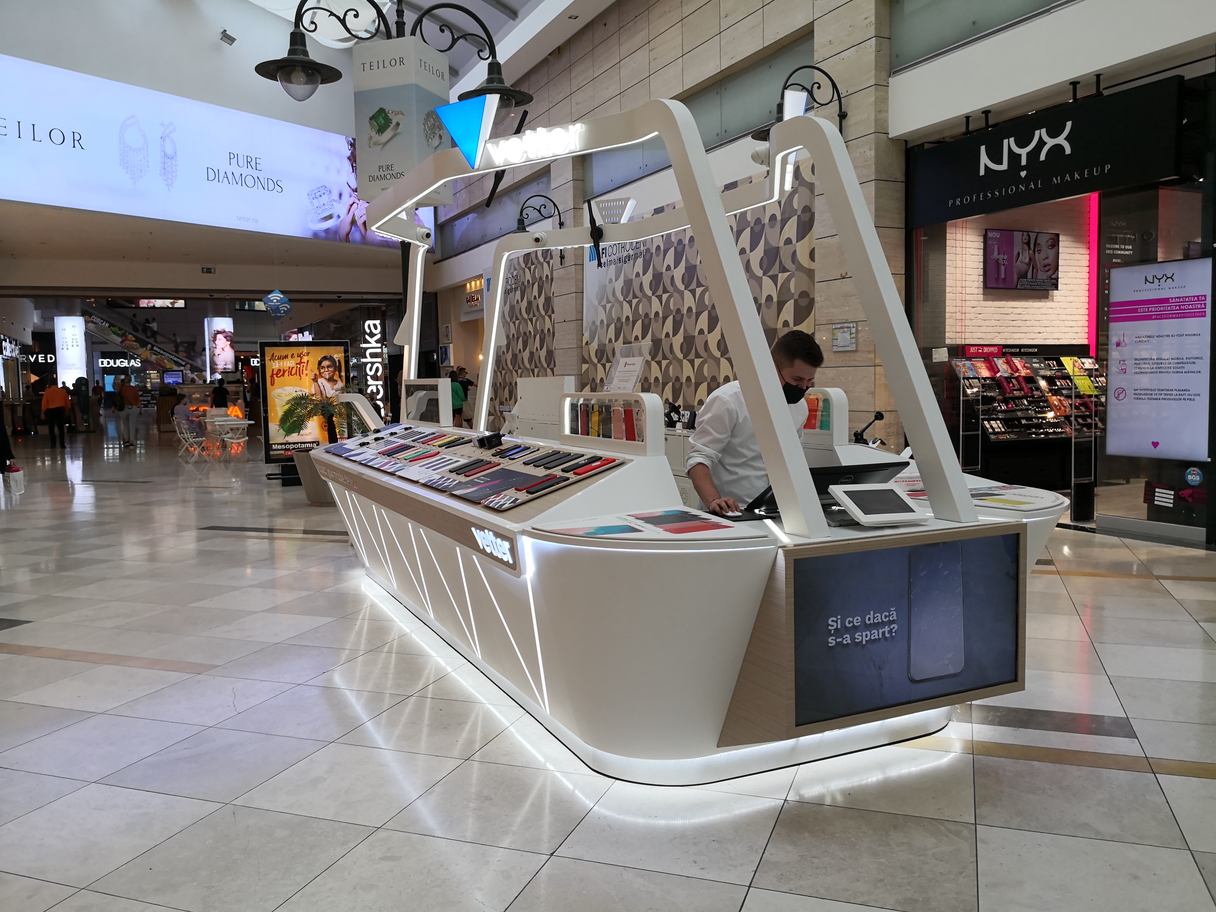 Vetter AFI Cotroceni - Accesorii Premium și Inovație în Tehnologie pentru Telefonul Tău