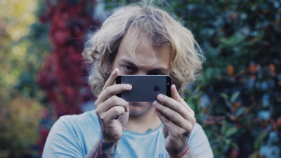 Setări pentru camera de iPhone: cum configurezi live photo, mod noapte și cum să faci fotografii cu camera din față pentru rezultate profesionale?